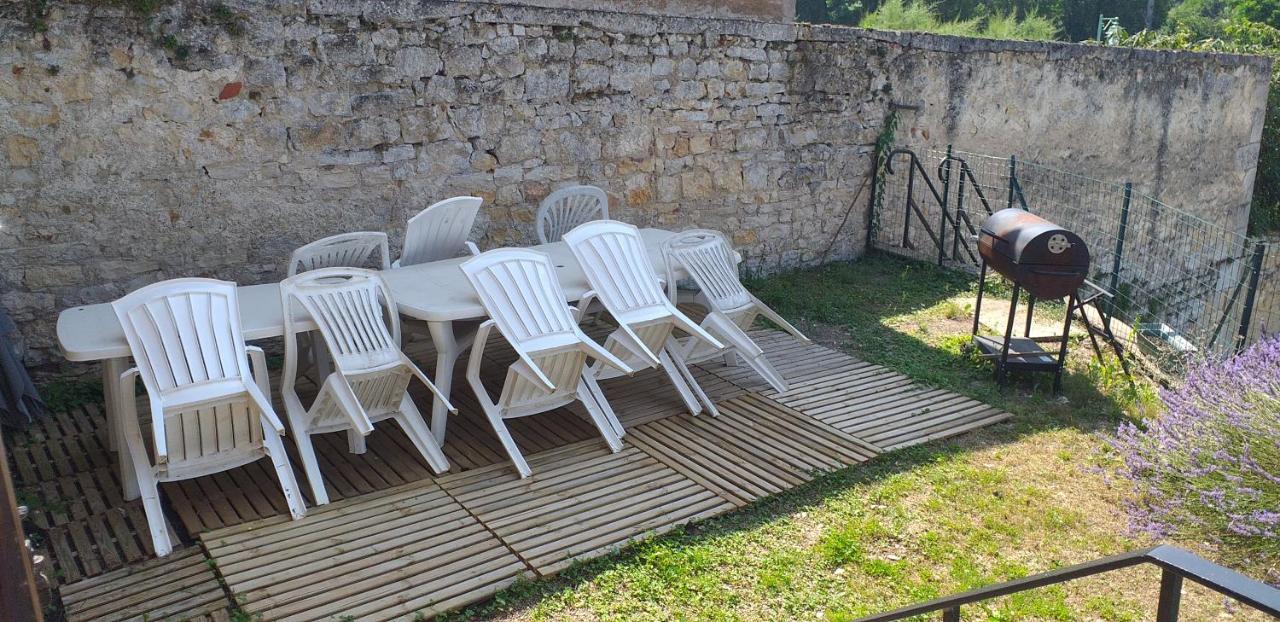 Maison Pour Nombreuses Personnes Villa Pousseaux Exterior foto